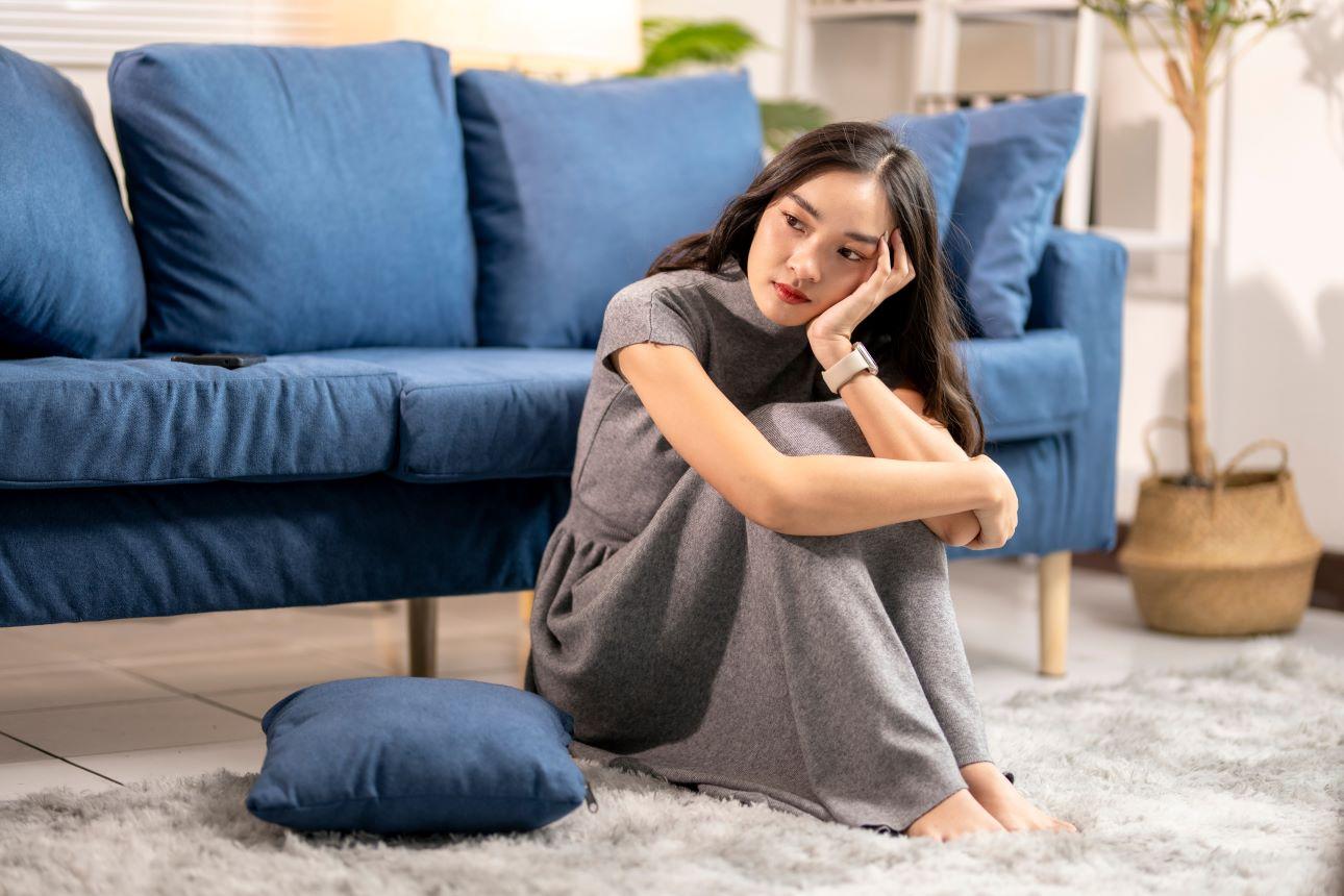 Τα χρέη είναι ο πιο συνηθισμένος λόγος για το οποίο οι Ιάπωνες επιλέγουν να γίνου johatsu/ Φωτογραφία: Shutterstock