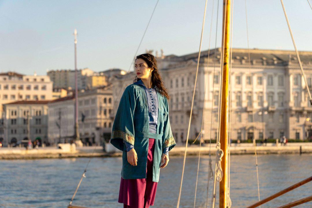 Φωτεινή Πελούζο ποια ειναι 