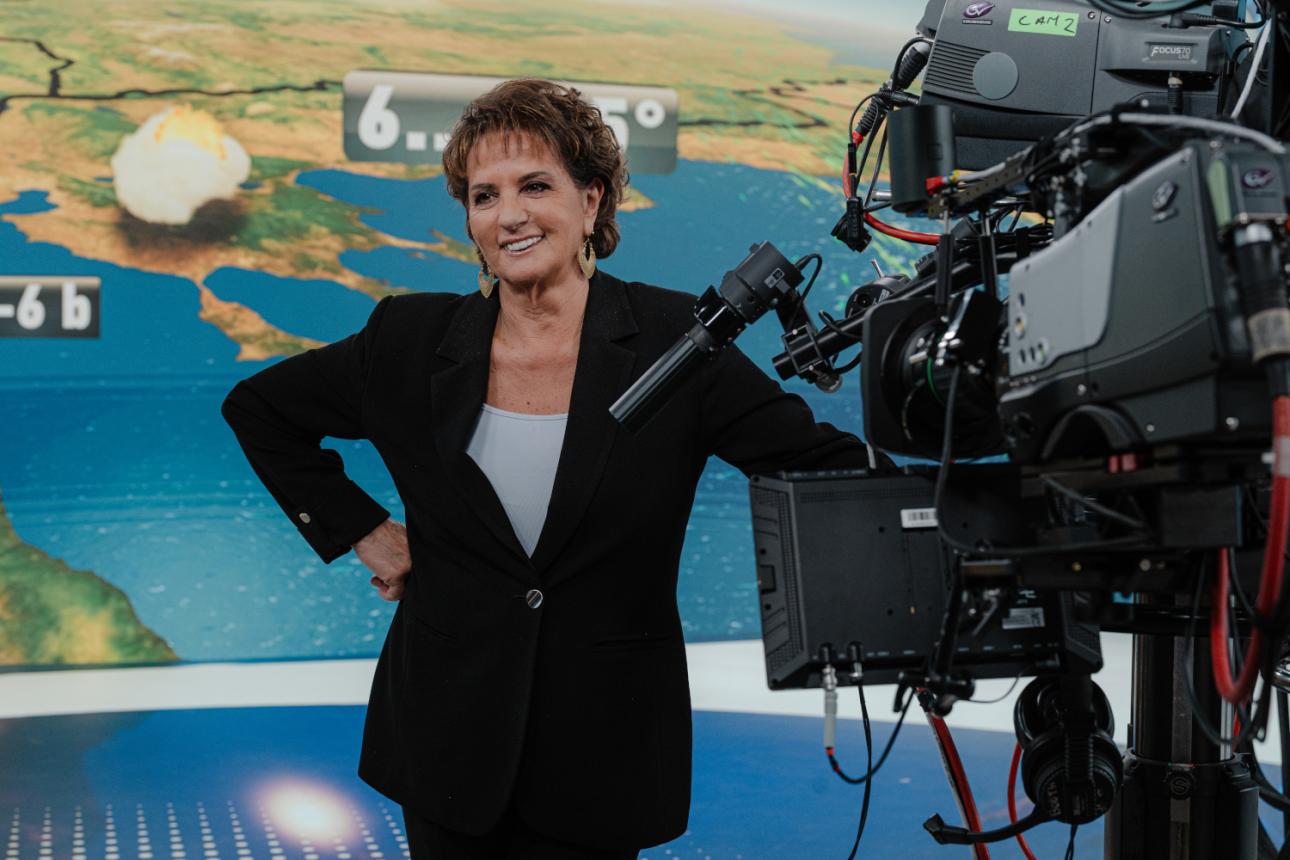  Μακριά από το στούντιο, η Χριστίνα Σούζη παραμένει αυθεντική. /Φωτογραφία: Παναγιώτης Μάλλιαρης για το Bovary 