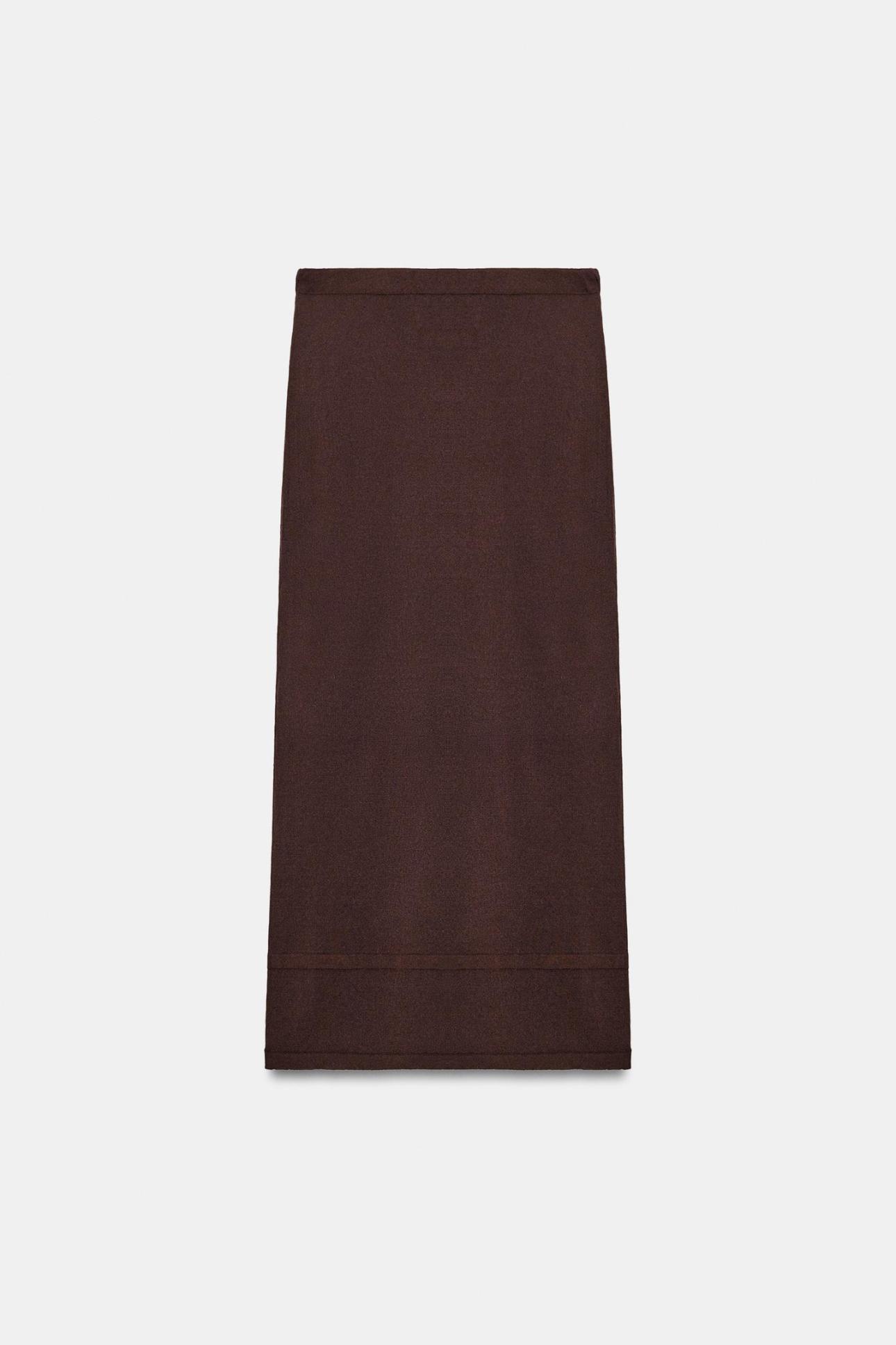 Σοκολατί ίσια φούστα/Φωτογραφία: Zara