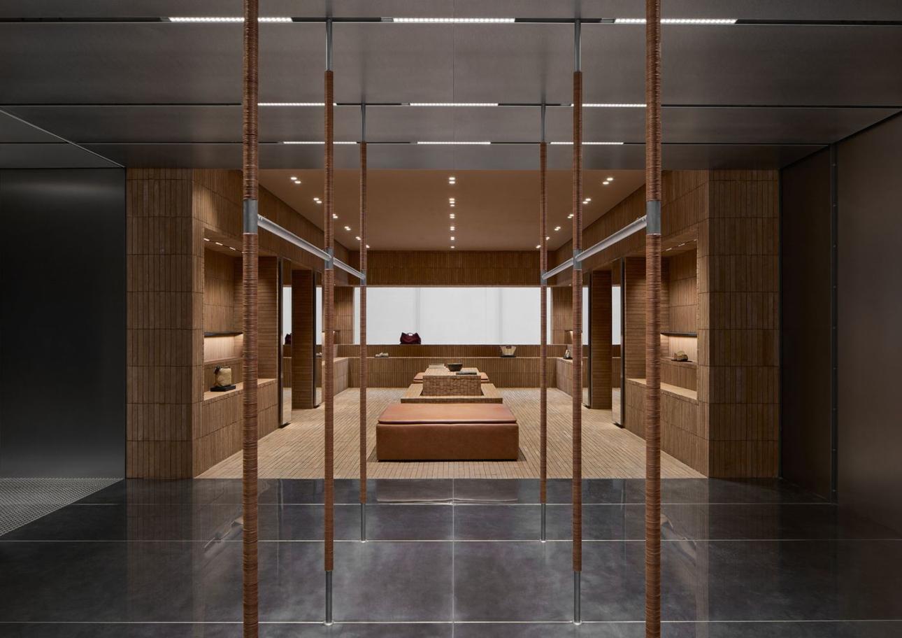  Άποψη του εσωτερικού χώρου του νέου concept store της Zara στην Κίνα/ Φωτογραφία: Seth Powers -Zara   