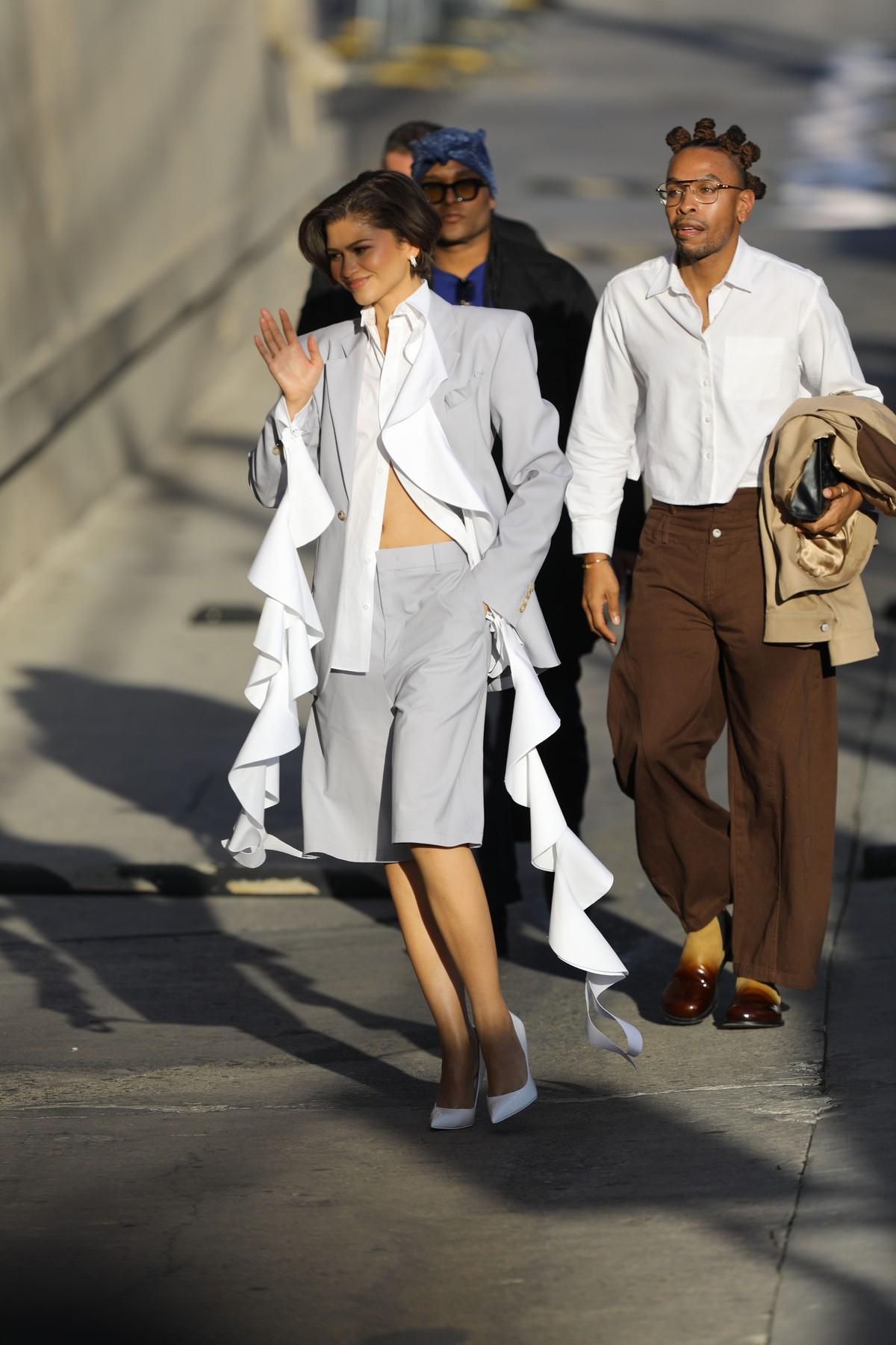 Η Ζεντάγια φοράει κοστούμι με βερμούδα/ Φωτογραφία: Profimedia