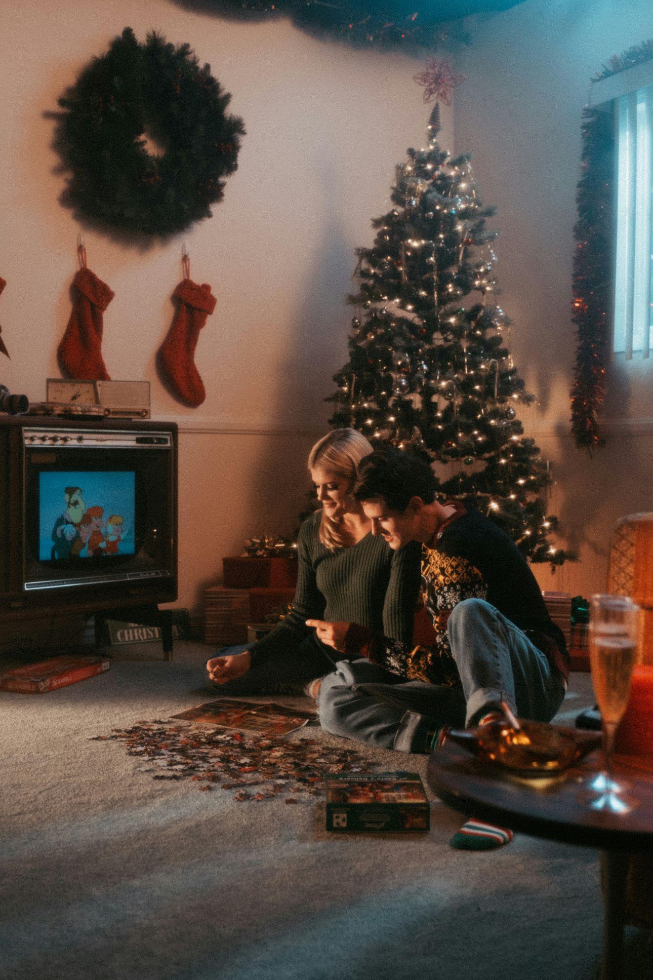 Στις γιορτές προκύπτουν συχνά εντάσεις στα ζευγάρια/ Φωτογραφία: Unsplash