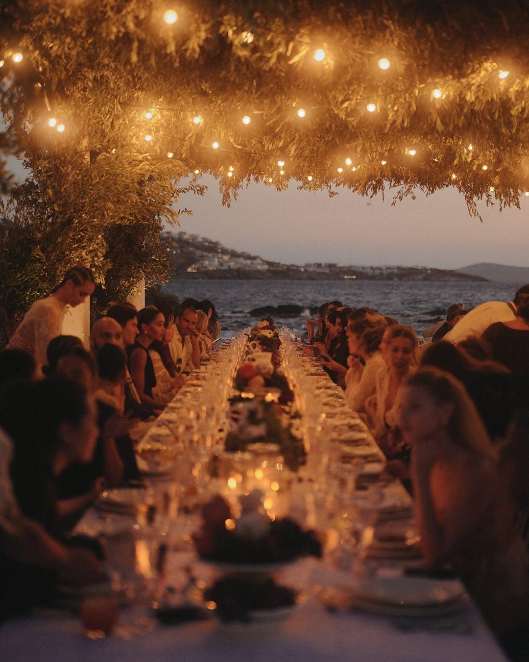 Το φανταστικό ατμοσφαιρικό δείπνο/ Φωτογραφία: Zimmermann