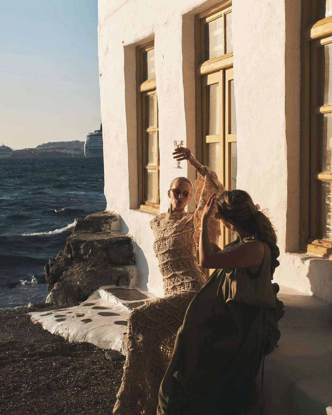 Στιλ και ελληνικό καλοκαίρι/ Φωτογραφία: Zimmermann