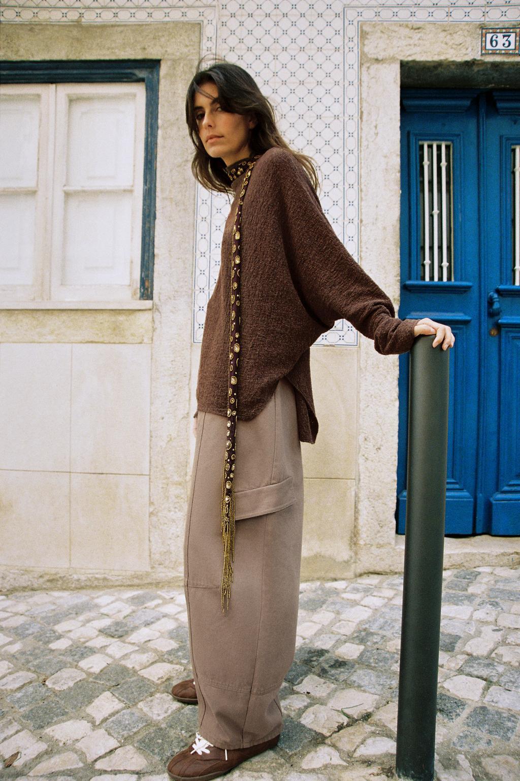 Ζιβάγκο τύπου κάπα/Φωτογραφία: Zara