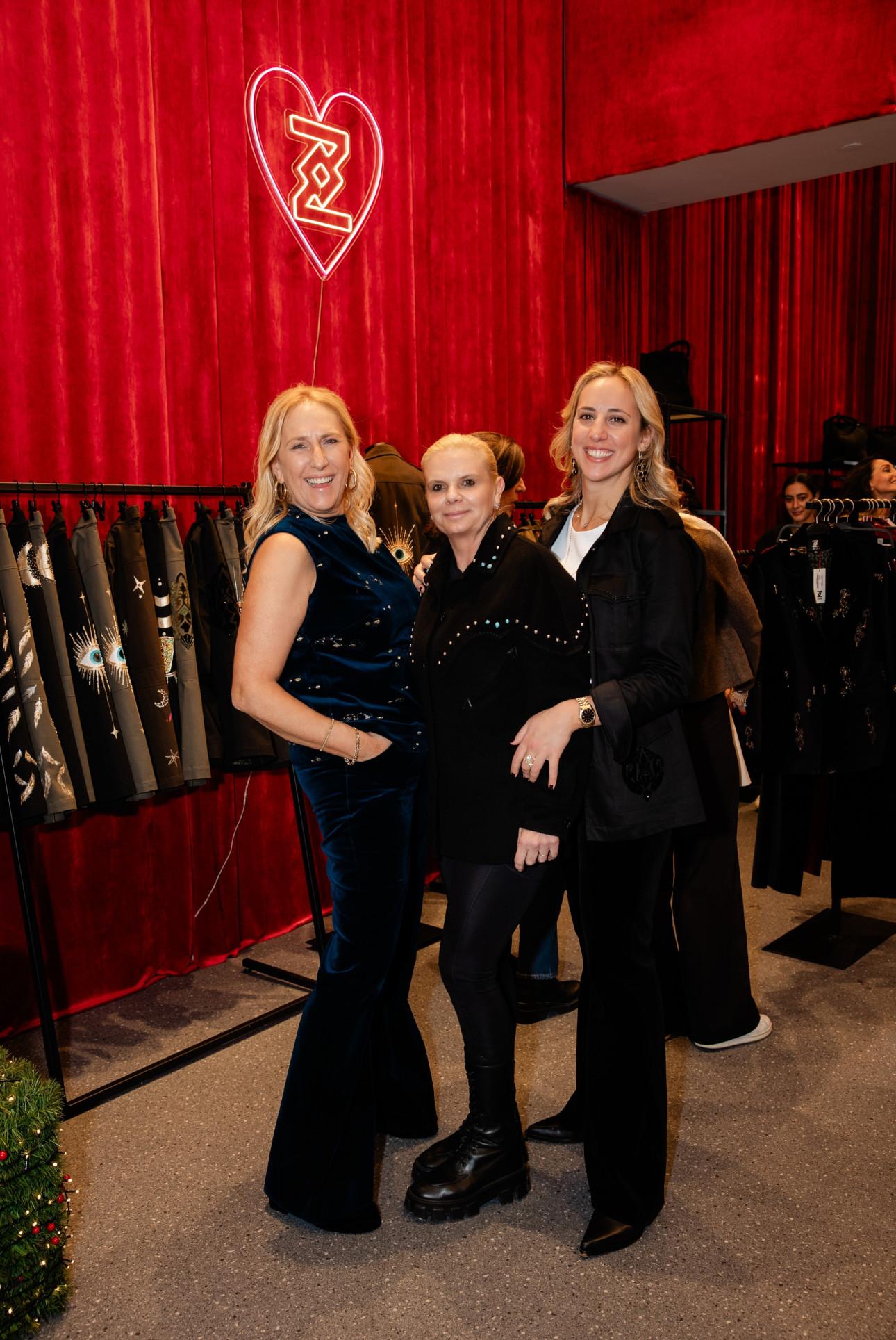 Χρυσούλα Κέρος, Αγγελική Κανελλοπούλου, Ζωή Κέρος/Φωτογραφία: Panoulis