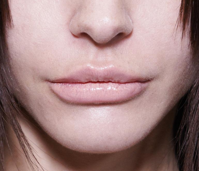 Lips like Velvet: Πώς να έχετε ζουμερά χείλη χωρίς ενέσεις;