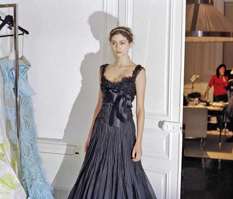 Λεπτόρρευστα έλαια προσώπου που ισορροπούν το pH και απογειώνουν τη λάμψη σου