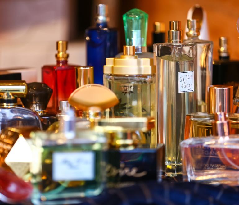 Το άρωμα από τα Zara που «σαρώνει» τα φετινά Χριστούγεννα-Με διάρκεια που εντυπωσιάζει