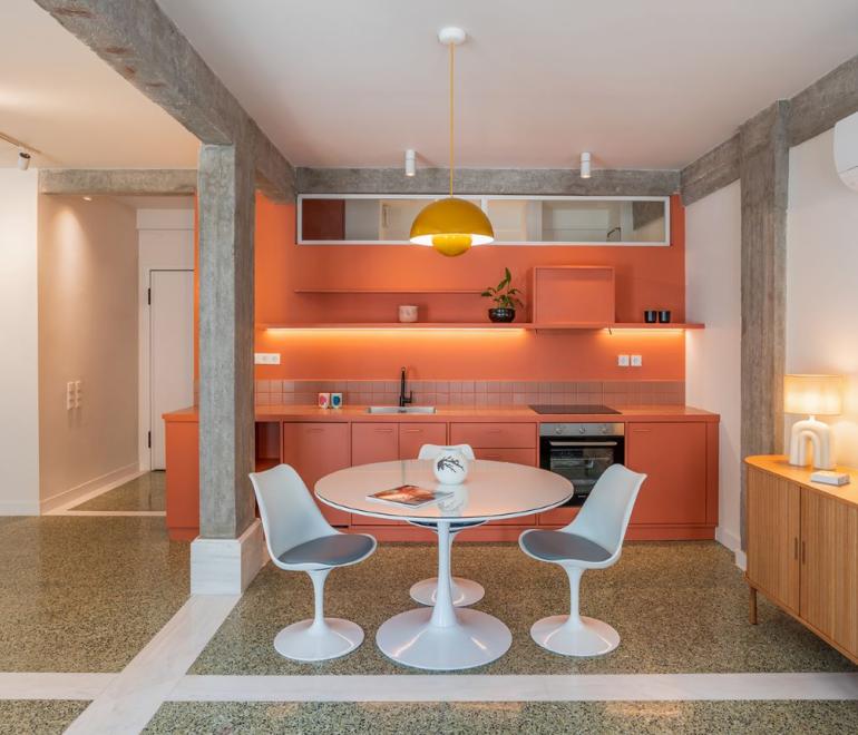 Ανακαίνιση μικρού διαμερίσματος στο κέντρο της Αθήνας