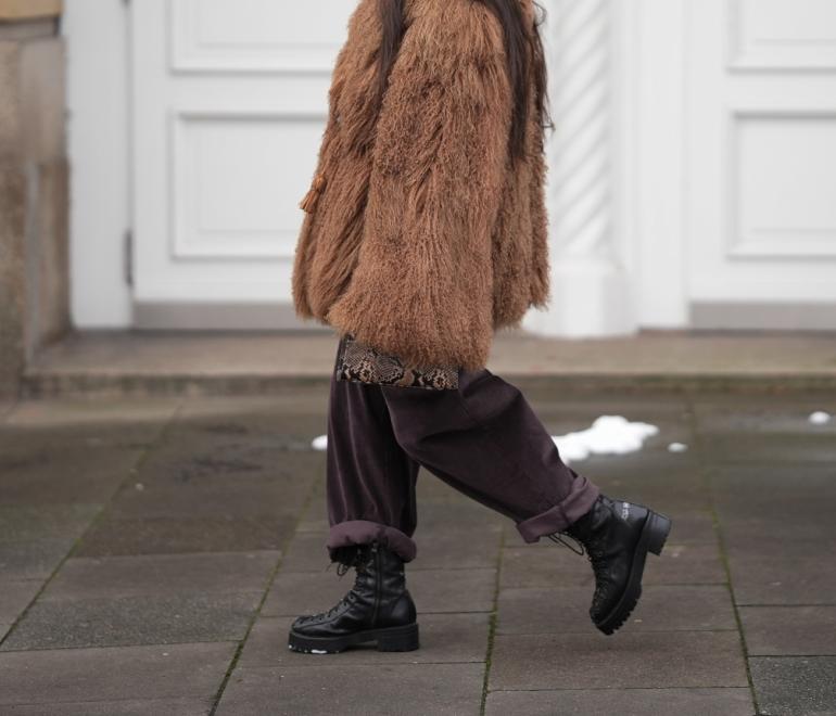 Κοτλέ καφέ παντελόνι