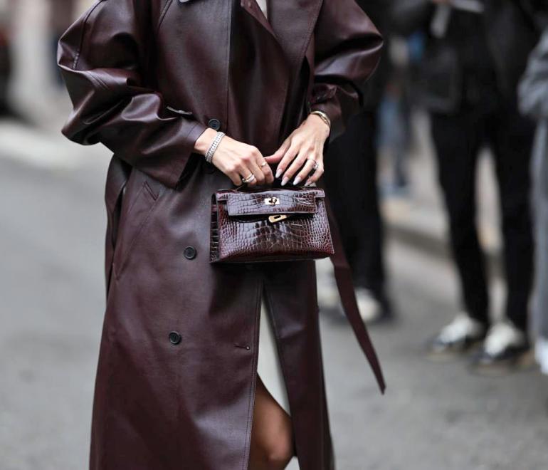 Η νέα διακριτική πολυτέλεια στα νύχια λέγεται «barely-there»