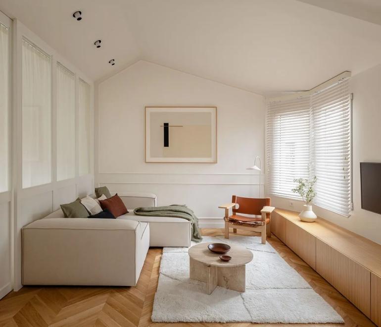 Ανακαίνιση σοφίτας 50 τ.μ.