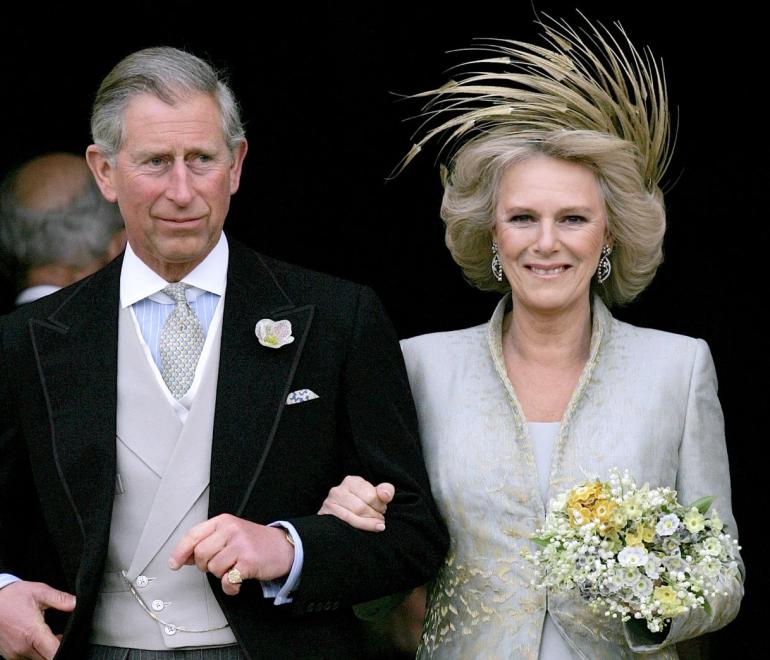 Ο Κάρολος και η Καμίλα παντρεύτηκαν το 2005