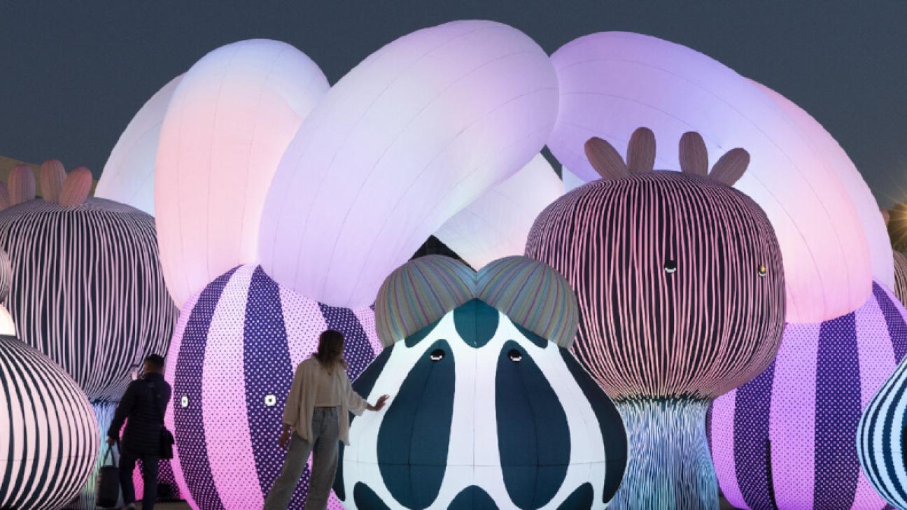 Installation Airship Orchestra της εταιρείας Eness