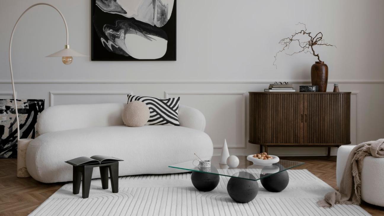 Η βιβλιοθήκη IKEA που μεταμορφώνεται σε κομψό χαμηλό έπιπλο αποθήκευσης με ένα απλό trick