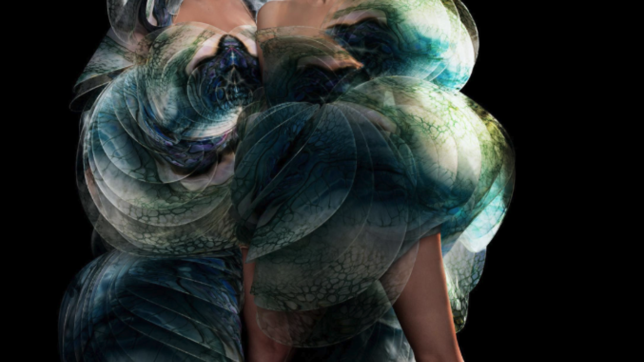 Η έκθεση «Sculpting the Senses» της Iris van Herpen είναι ένα ταξίδι πέρα από τη μόδα