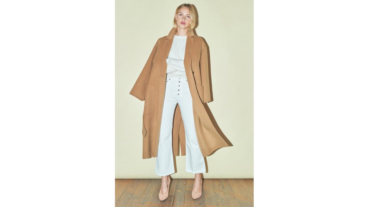 «Πώς να φορέσω το μίνι φόρεμα το φθινόπωρο: με ή χωρίς καλσόν;» -Η Πελαγία Χριστάκη απαντά | 1 bovary.gr