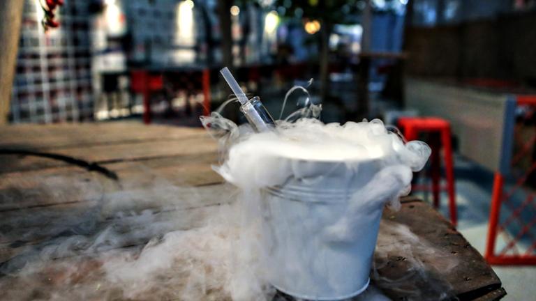 Κοκτέιλ στο Momix