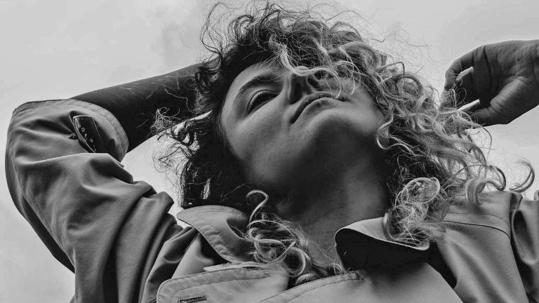 Fall, woman