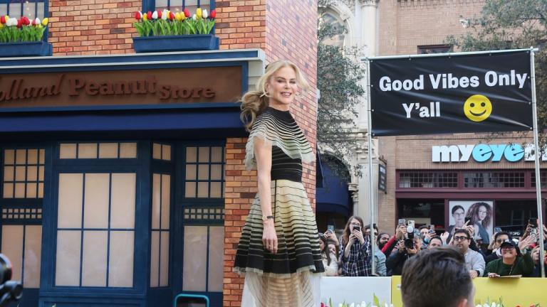 Η Νικόλ Κίντμαν τη ρομαντική εκδοχή του sheer dress και έκλεψε τις εντυπώσεις 