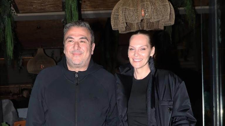 Ο Αντώνης Ρέμος και η Υβόννη Μπόσνιακ σε ταιριαστή εμφάνιση