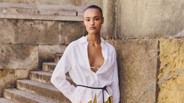 Οι 5 πιο άνετες και κομψές φούστες από τα Mango για chic καλοκαιρινές εμφανίσεις