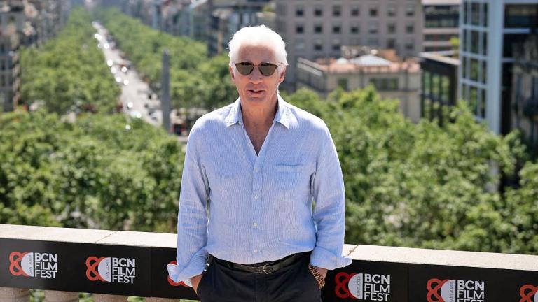 Ρίτσαρντ Γκιρ: Η ήρεμη ζωή στη Μαδρίτη, τα γεύματα για 35 άτομα και το Instagram που ακολουθεί ο Μπαντέρας