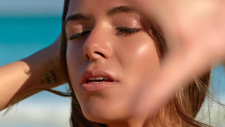 Tanning, woman, bronze skin