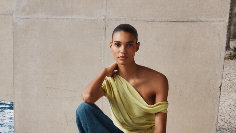 Γυναίκα με Zara