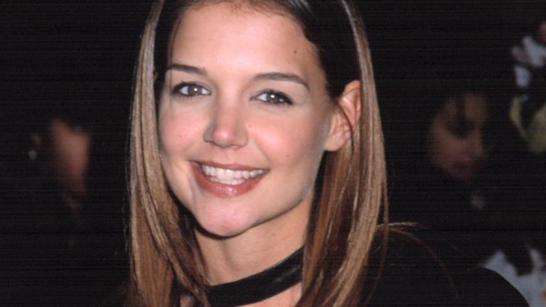 25 χρόνια μετά το Dawson’s Creek, η Κέιτι Χολμς επιστρέφει στιλιστικά ως...Τζόι Πότερ