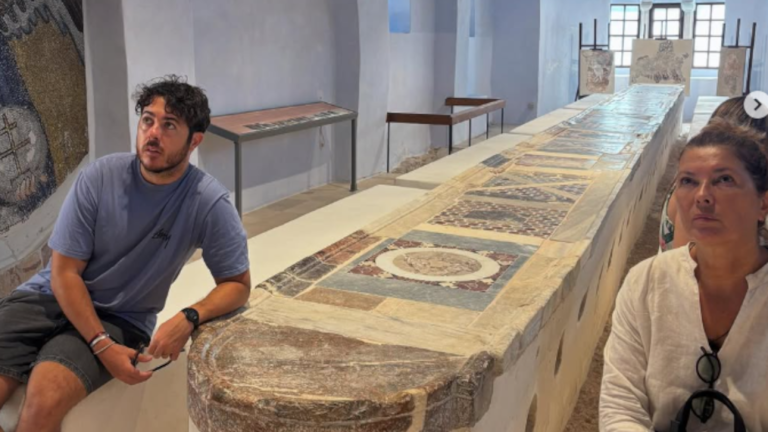Η Σοφία Αλιμπέρτη με τον γιο της Μιχαήλ Άγγελο