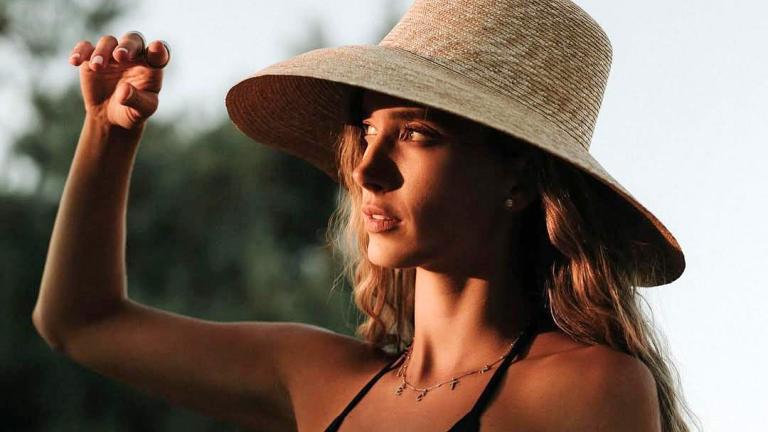  Imayamykonos: Το θηλυκό resortwear brand που ξεχώρισε η Γιολάντα Καλογεροπούλου