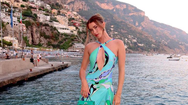 Pucci Girl Summer: Η πιο φωτεινή και feel-good τάση του φετινού καλοκαιριού έχει άρωμα '70s