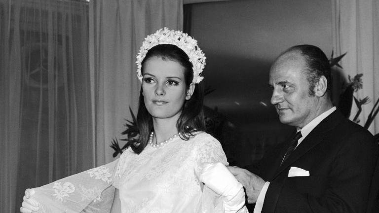  Pierre Balmain/Φωτογραφία AP 