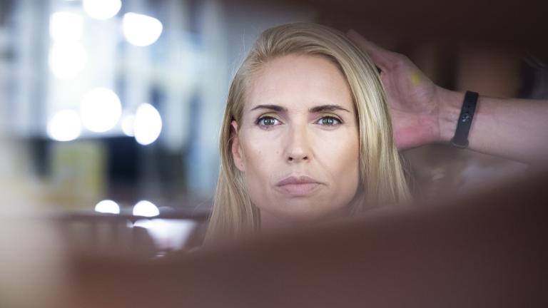 Η κρέμα ματιών που αναζωογονεί και ανασηκώνει τα πεσμένα βλέφαρα -Χαρίζει εφέ λίφτινγκ 