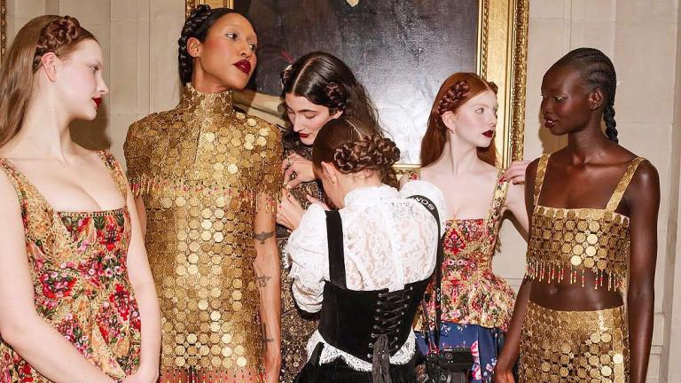 Fashion Month: Όλα όσα έρχονται σε Νέα Υόρκη, Λονδίνο, Μιλάνο και Παρίσι