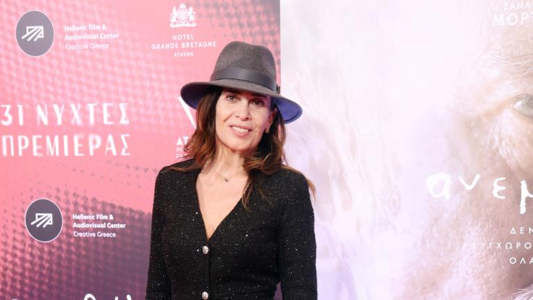 Η Κατερίνα Διδασκάλου εμπνεύστηκε από τη Diane Keaton και αναβάθμισε το look της με ένα statement αξεσουάρ