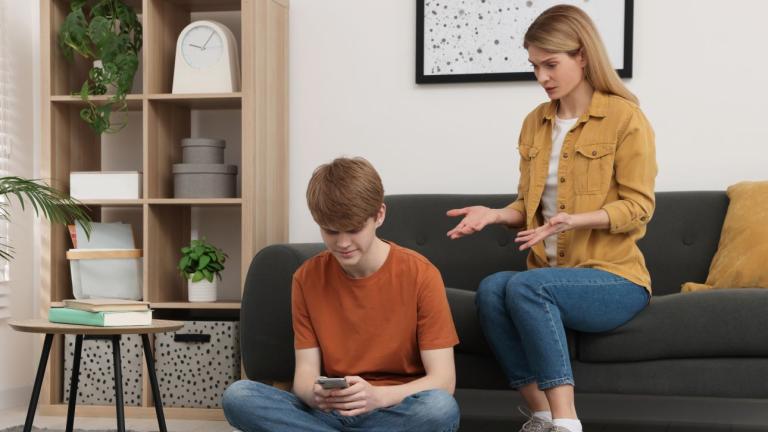 Τρόποι επικοινωνίας με έφηβα παιδιά