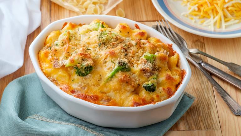 3 συνταγές που αποδεικνύουν ότι το μπρόκολο μπορεί να γίνει το αγαπημένο σου λαχανικό