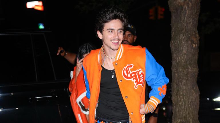 Γιατί η προώθηση της νέας του ταινίας έκανε τον Τιμοτέ Σαλαμέ fashion icon