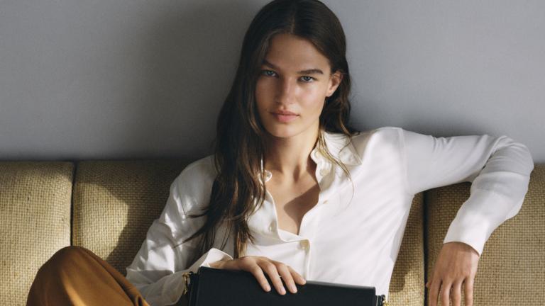 Οι τσάντες που θα κρατήσουμε την άνοιξη: Η Coccinelle αποκαλύπτει τη νέα σειρά C-ME Lock