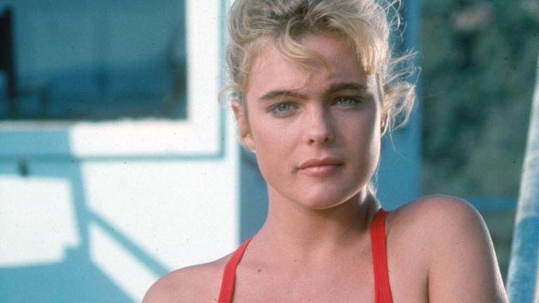 Erika Eleniak στην σειρά Baywatch