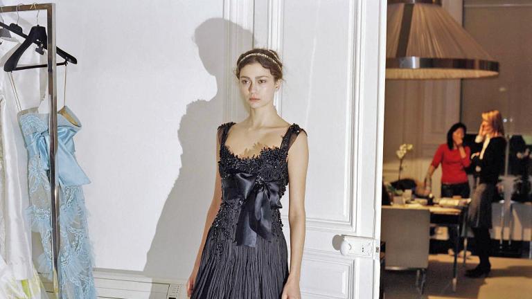 Λεπτόρρευστα έλαια προσώπου που ισορροπούν το pH και απογειώνουν τη λάμψη σου