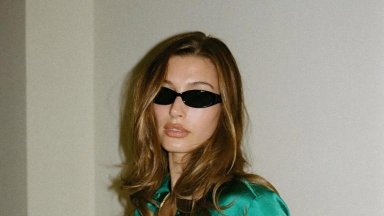 Το viral κόλπο της Χέιλι Μπίμπερ για το ρουζ