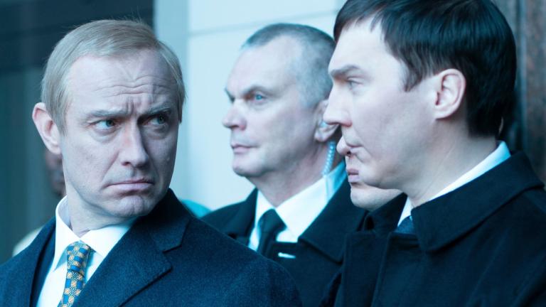 Ο Τζουντ Λο στην εντυπωσιακή του μεταμόρφωση ως Βλάντιμιρ Πούτιν 