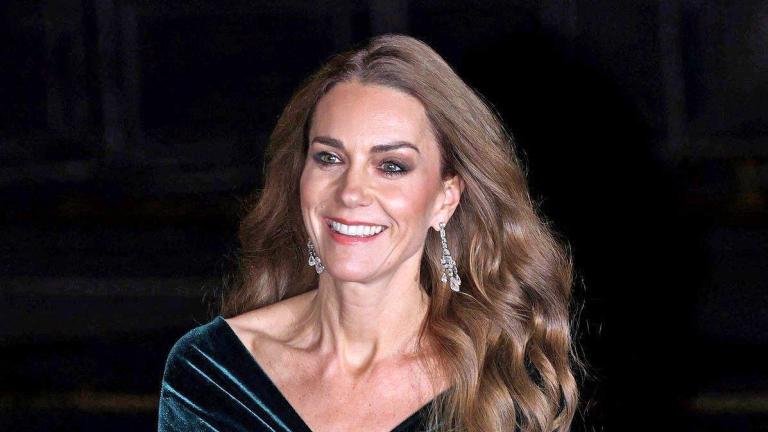 Η Κέιτ Μίντλετον με βραδινό φόρεμα