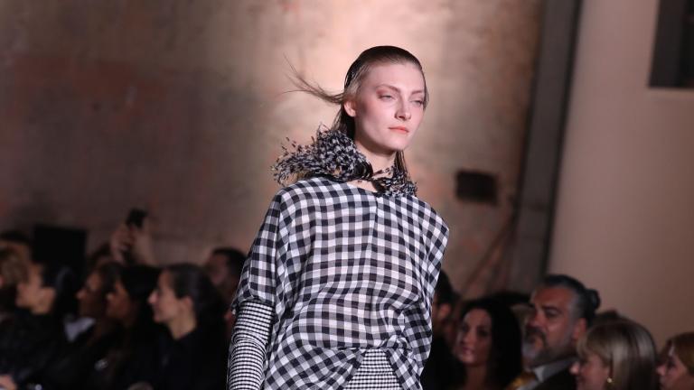 μοντέλο στην πασαρέλα