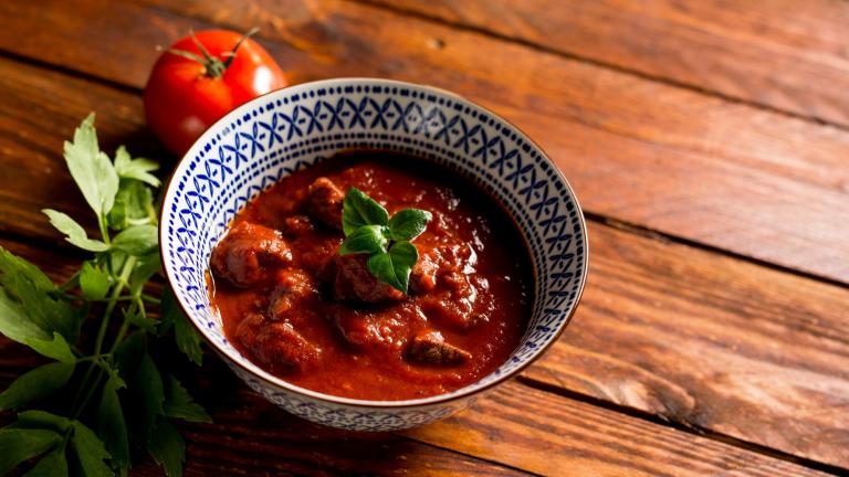 Μοσχάρι κοκκινιστό / Φωτογραφία: Unsplash